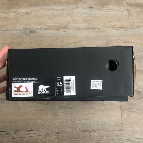 SOREL Cameron Flatform Sandal- 8.5 - Picture 3 of 14